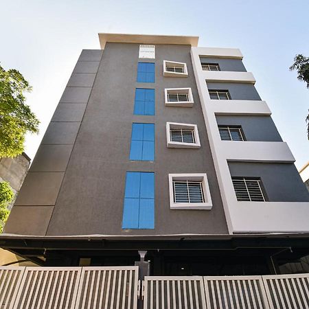 Oyo Townhouse 498 Hotel Western Nagpur Exterior foto